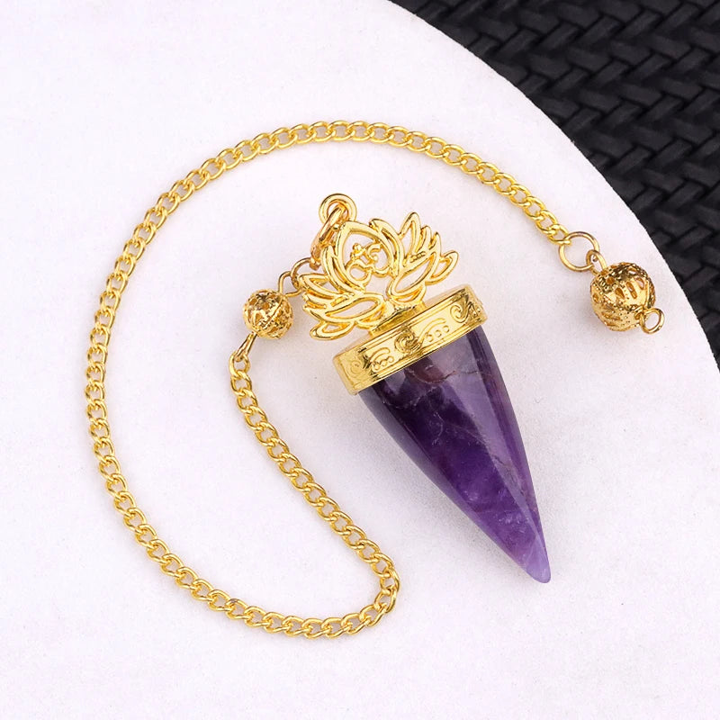 Pêndulo Cone de Lótus Dourado em Pedra Natural – 20x49mm  Joia mística para proteção, equilíbrio e criação de acessórios