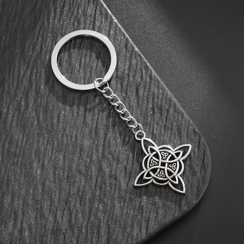 Coleção Witch - Nó de Bruxa –  Triskle e Triluna Colares, anéis e pulseiras