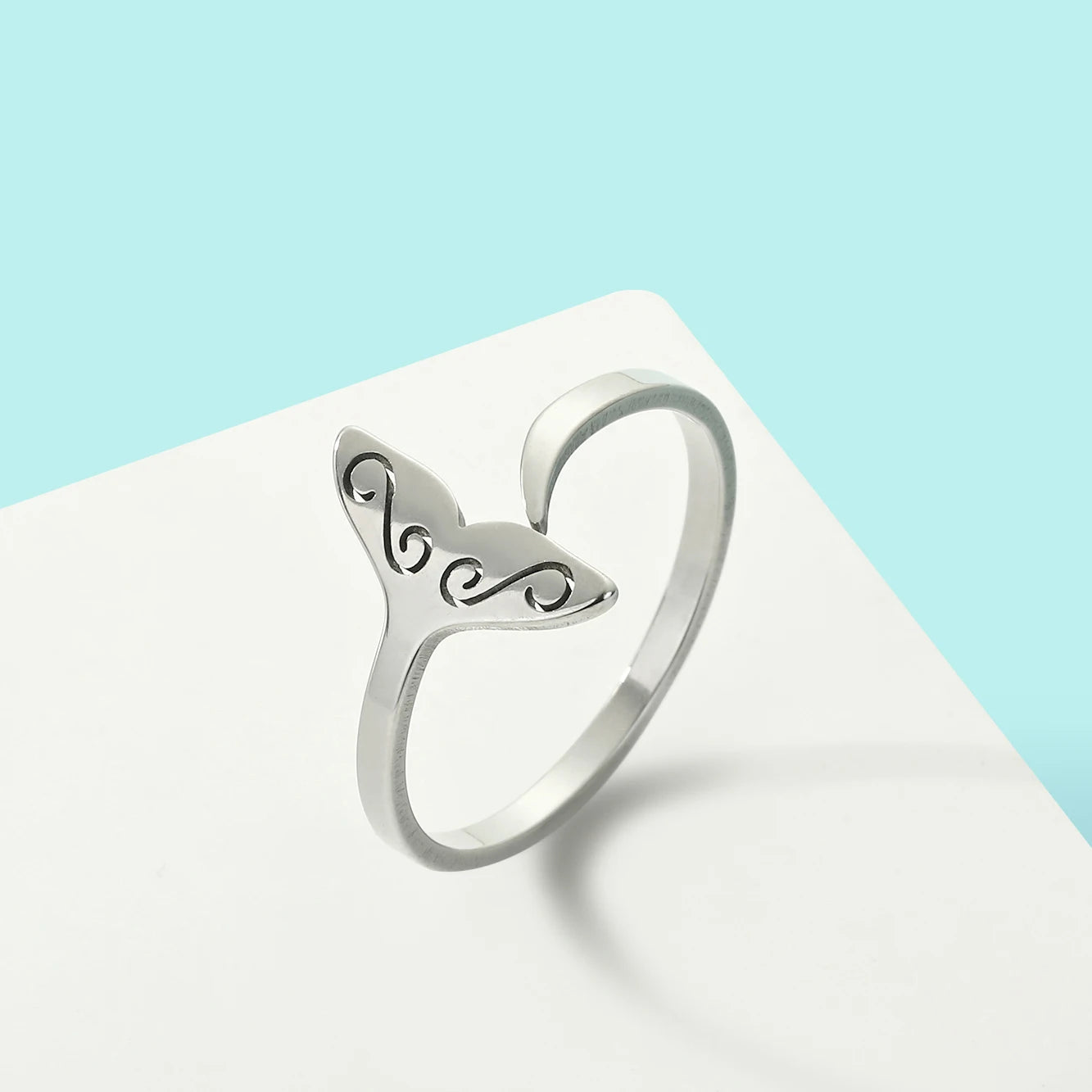 Anel Cauda de Sereia e Baleia – Símbolo de Intuição, Proteção e Profundidade