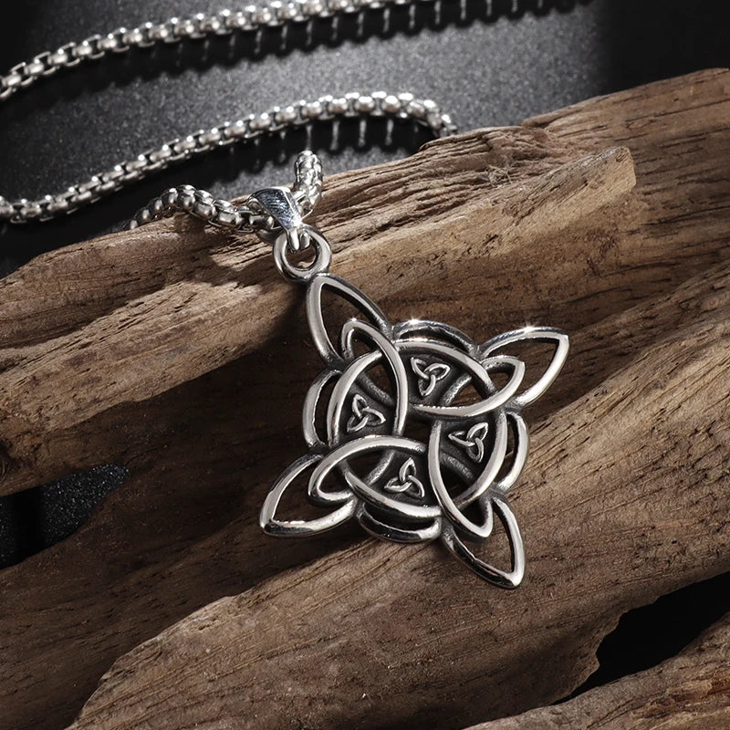 Coleção Witch - Nó de Bruxa –  Triskle e Triluna Colares, anéis e pulseiras