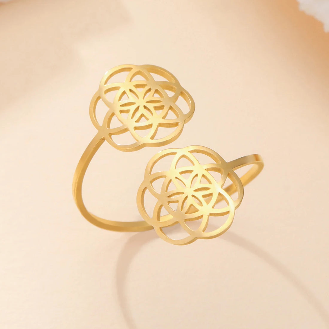 Anel Flor da Vida Ajustável – Geometria Sagrada em Aço Inoxidável | Chakra & Mandala Vintage