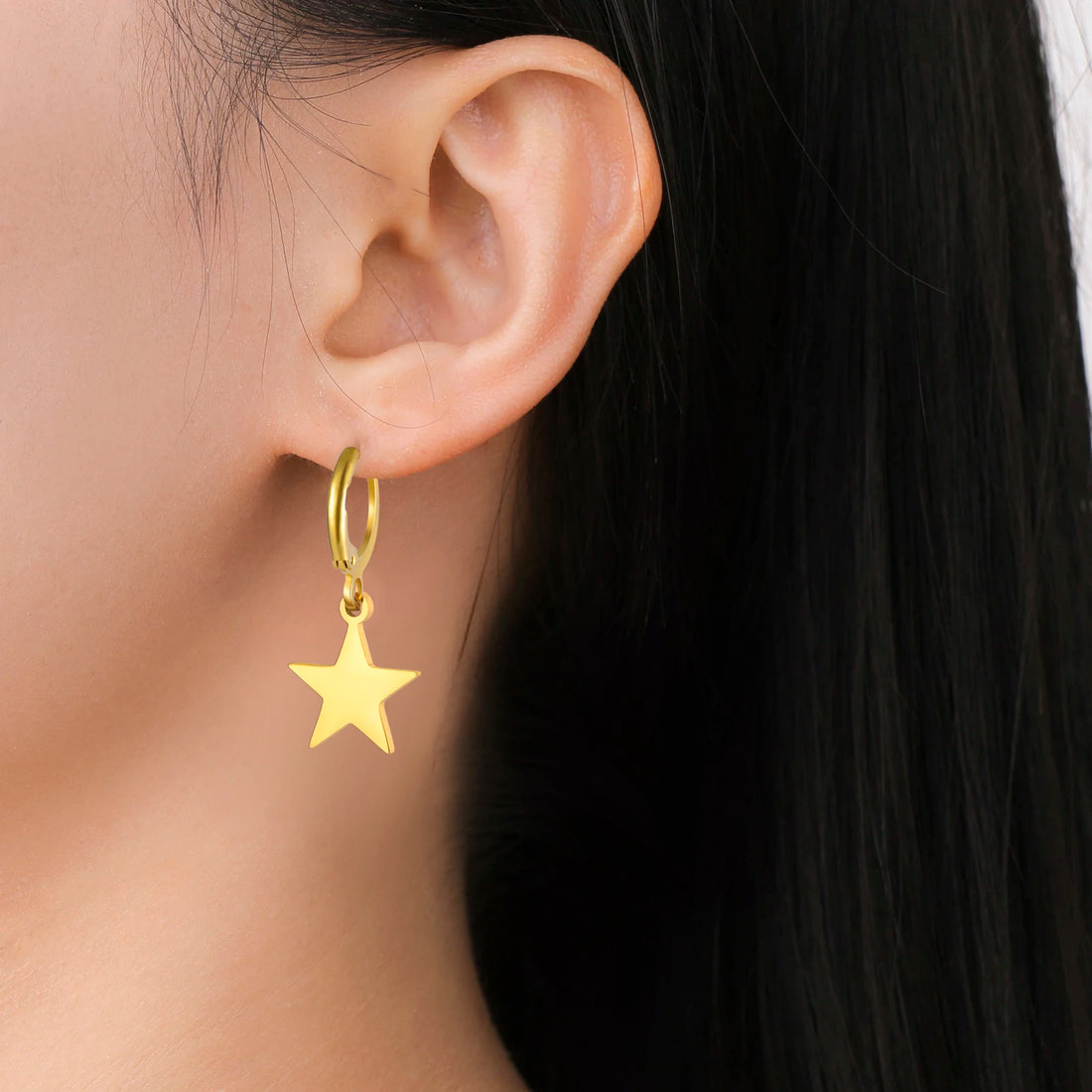 Brincos Lua ou estrela Skyrim – Argolas Femininas em Aço Inoxidável Dourado | Estilo Místico & Minimalista