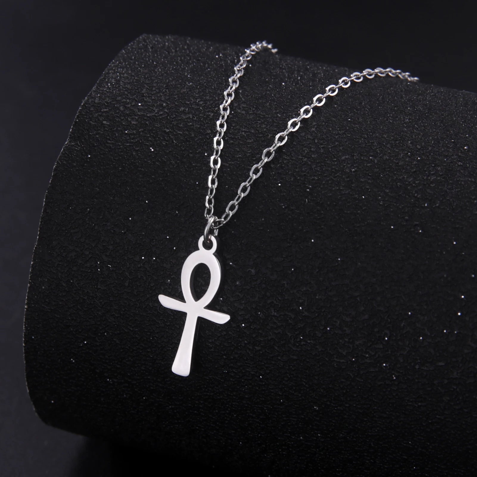 Colar Ankh Cruz Egípcia Amuleto – Aço Inoxidável Dourado ou Prateado | Pingente Vintage Unissex de Proteção e Espiritualidade