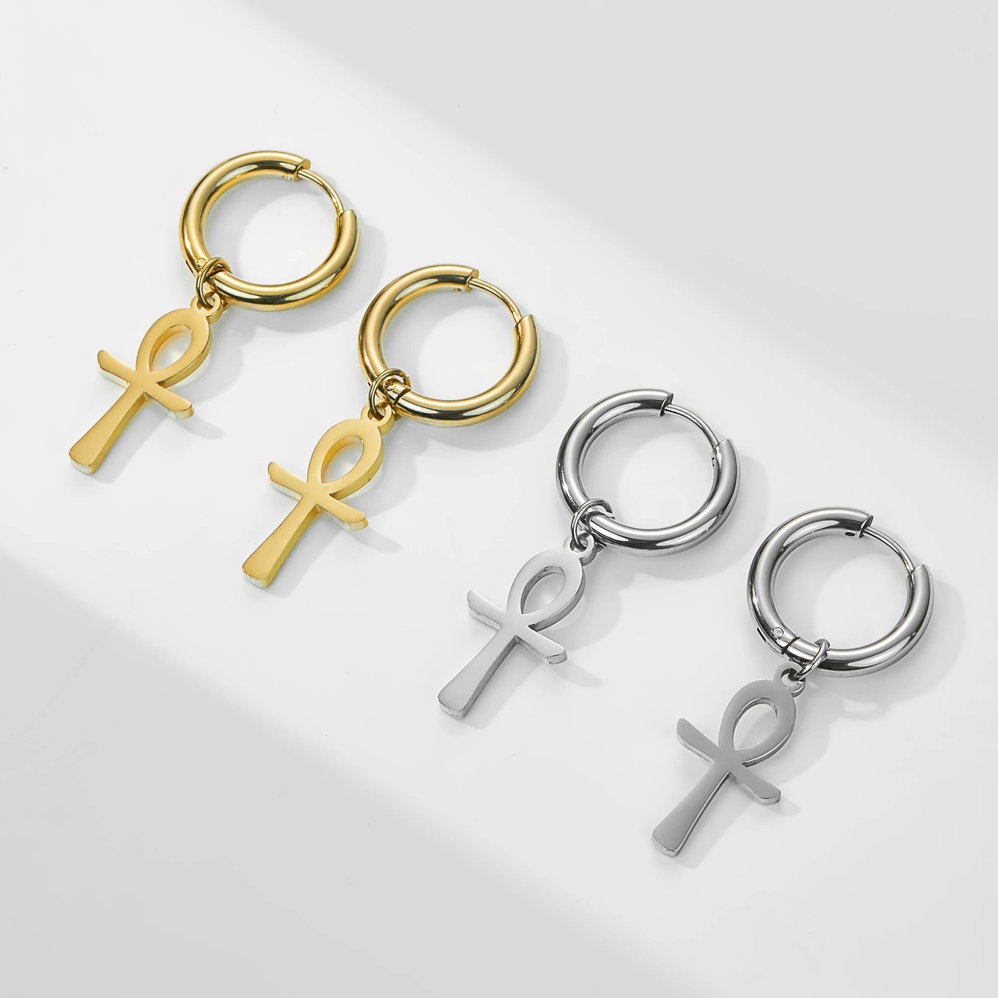 Argola e Brinco Ankh Egípcio Dourado Unissex – Estilo Místico em Aço Inoxidável