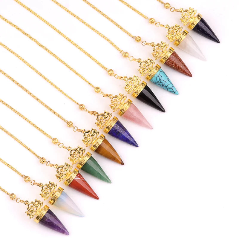 Pêndulo Cone de Lótus Dourado em Pedra Natural – 20x49mm  Joia mística para proteção, equilíbrio e criação de acessórios